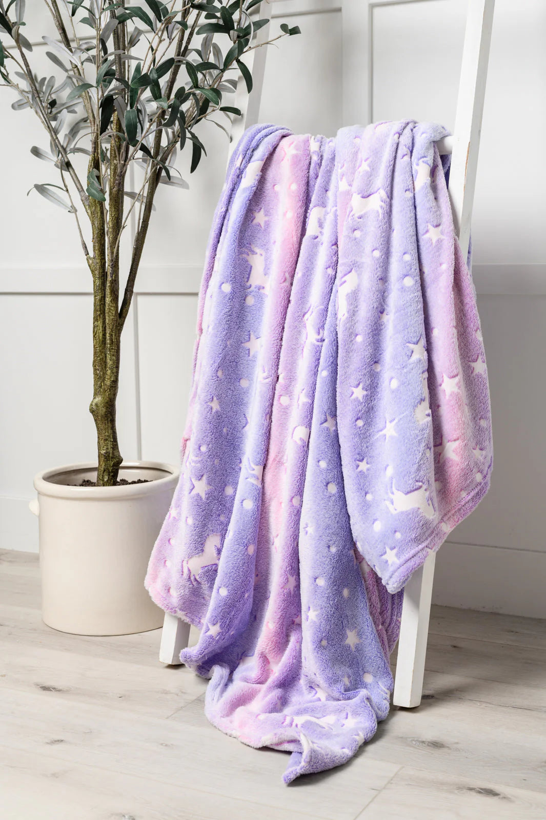 Unicorn Glow in the Dark Blanket